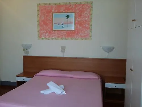 **  Hotel Eros Lido di Camaiore Italy
